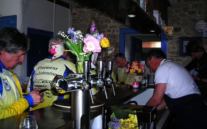 2011-04-14 29 On pase a la caisse.JPG